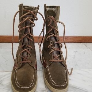 Sperry boots